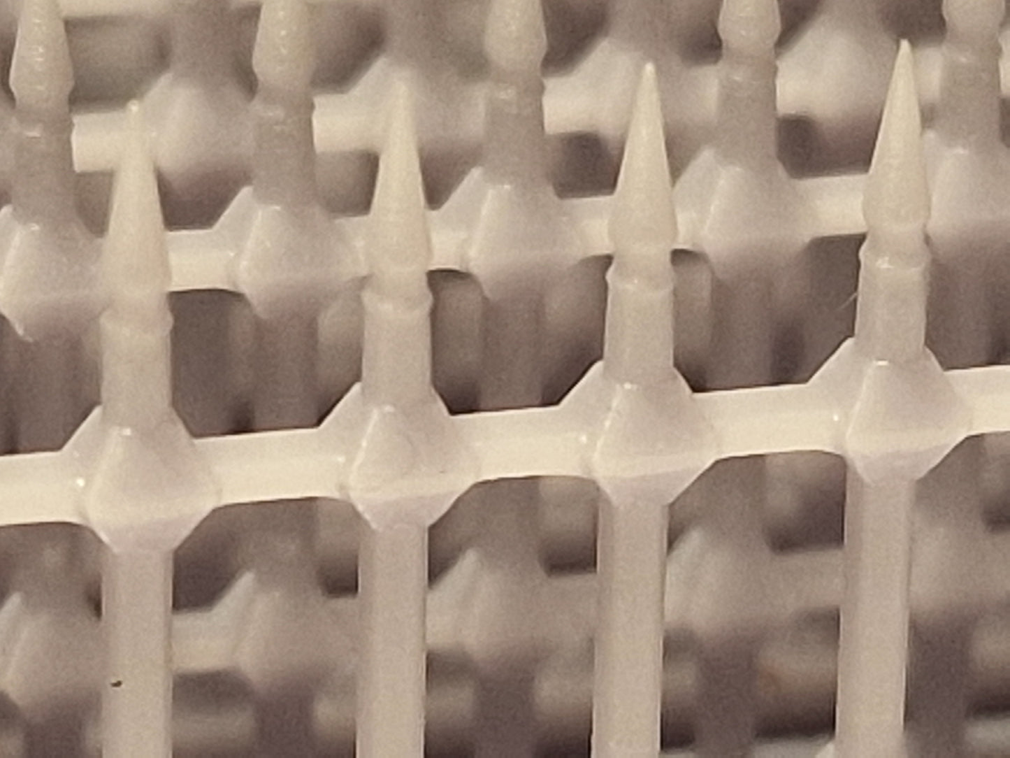 OO Gauge Brick Wall With Iron Railings Church Or Park Wall 3d printed Unpainted