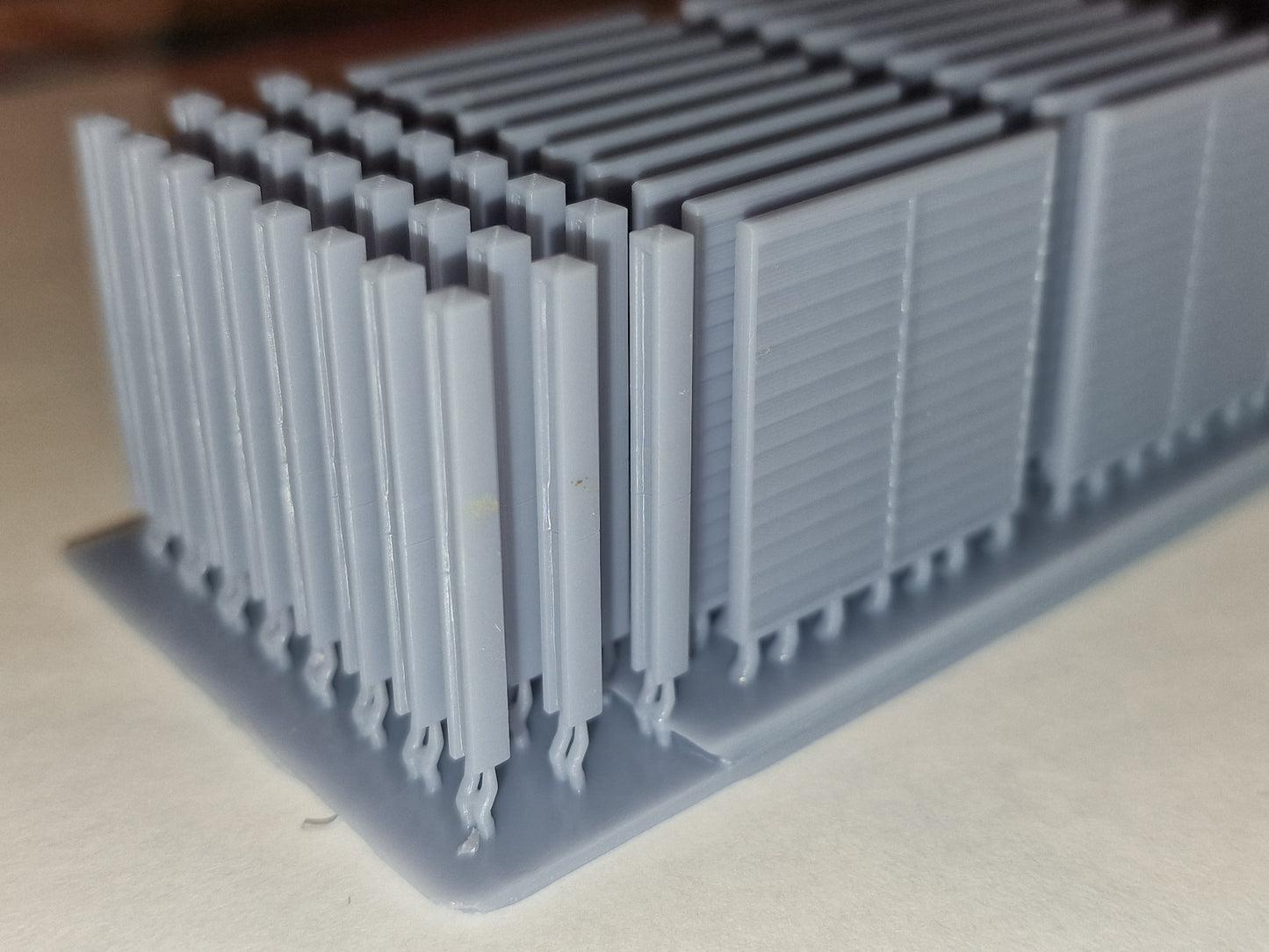 N Gauge Fence Panels  Posts Unpainted