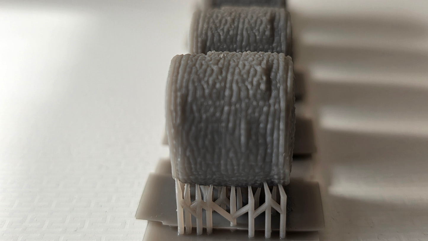 OO Gauge round hay bales