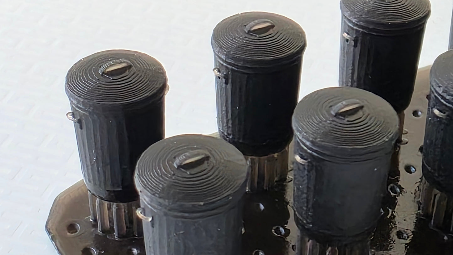 oo gauge metal rubbish dustbins