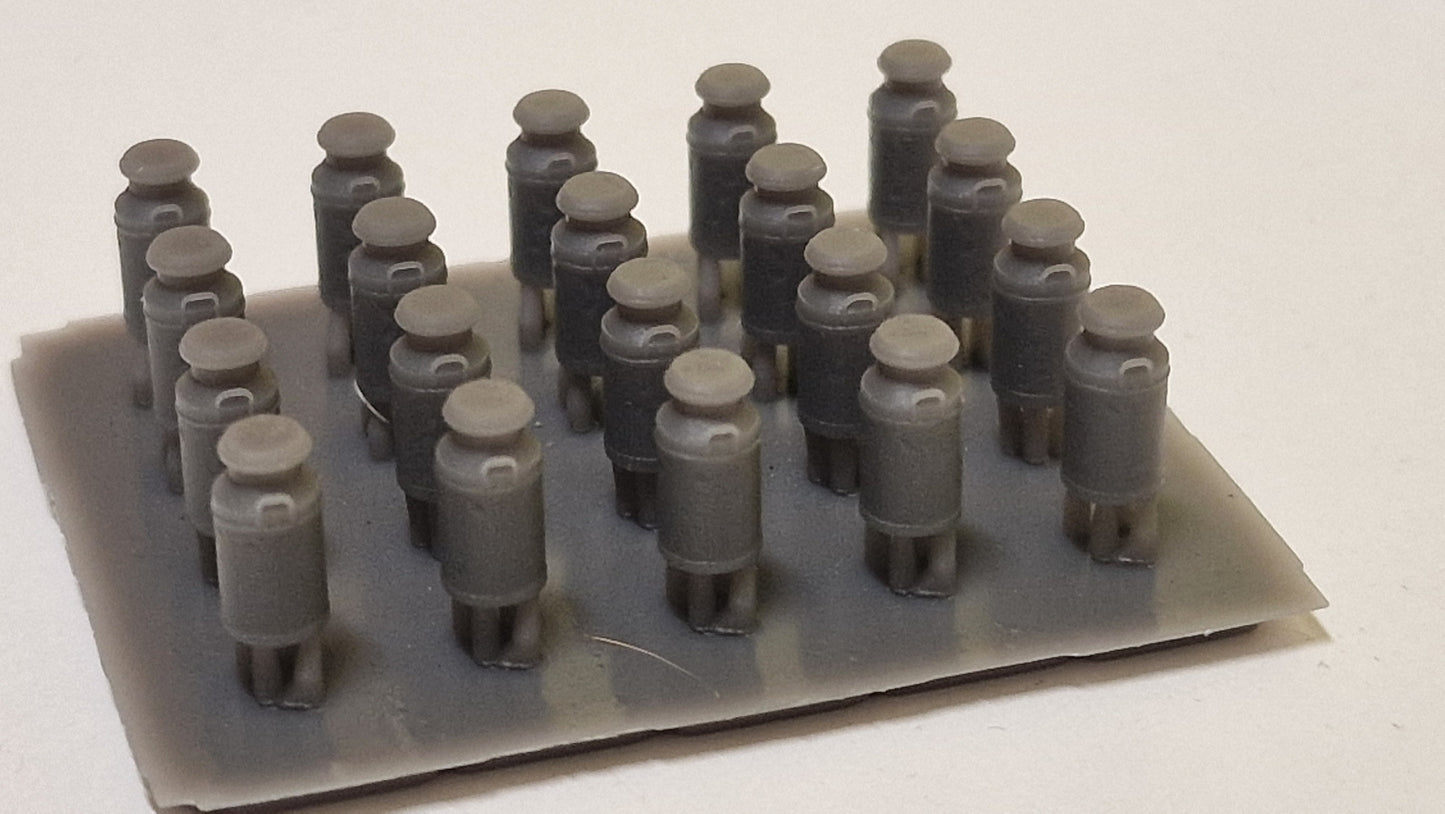 OO Gauge Milk Churns