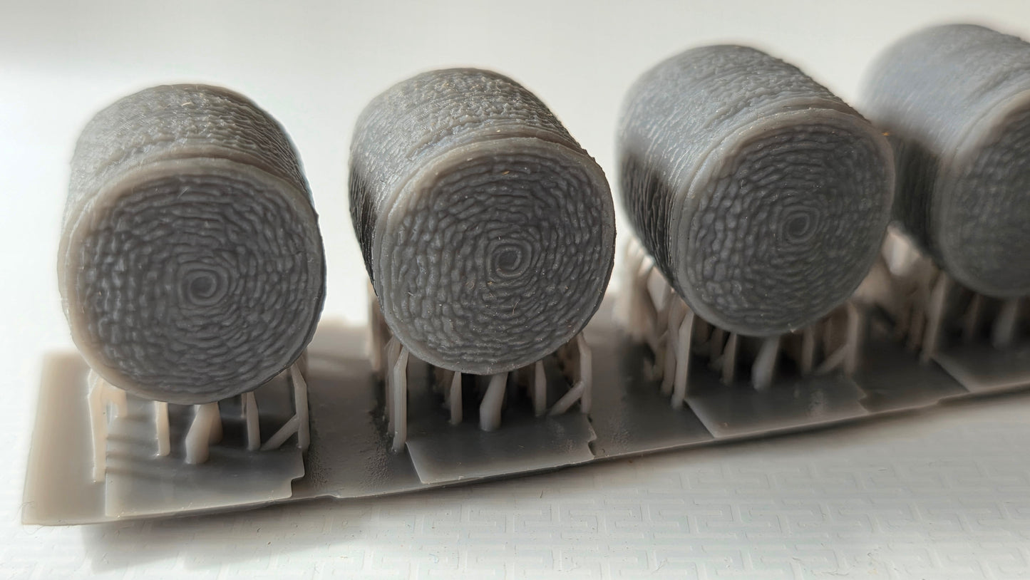 OO Gauge round hay bales