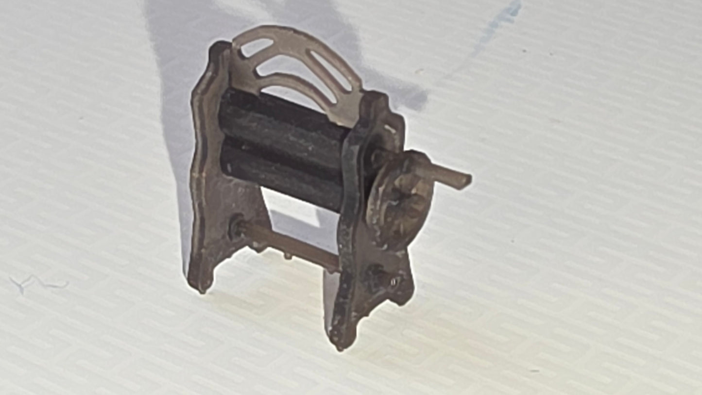 oo gauge mangles