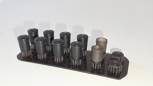 oo gauge metal rubbish dustbins